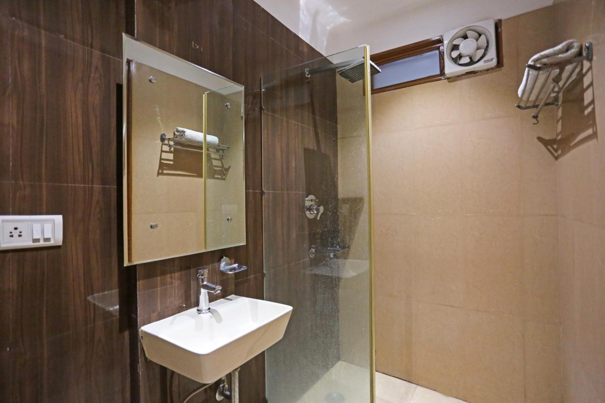 Hotel Fortuner, Karol Bagh, New Delhi Exterior photo